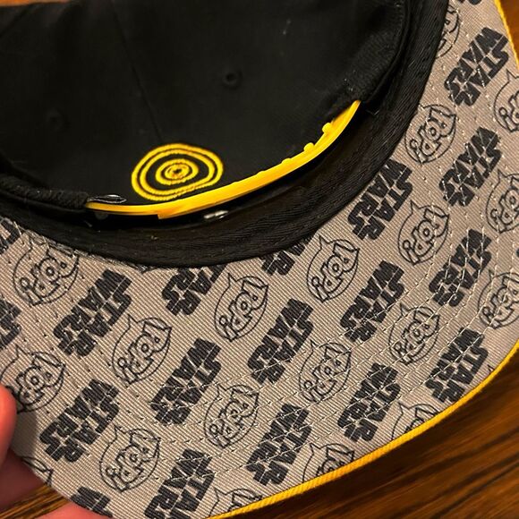 Star Wars C-3PO Snap Back Hat Funko POP Programmed for Etiquette NEW - Picture 5 of 7